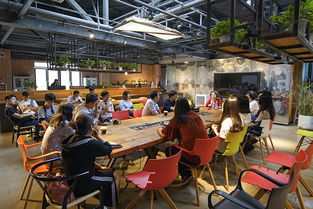 從工業(yè)小鎮(zhèn)到藝術(shù)中心 一場設(shè)計(jì)與藝術(shù)的游學(xué)之旅