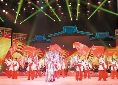 弘揚(yáng)非遺文化,顯示潮劇魅力-四海潮音全球潮劇票友匯圓滿結(jié)束,白云山星群獲評&ldquo;弘揚(yáng)潮劇藝術(shù)貢獻(xiàn)獎&rdquo;